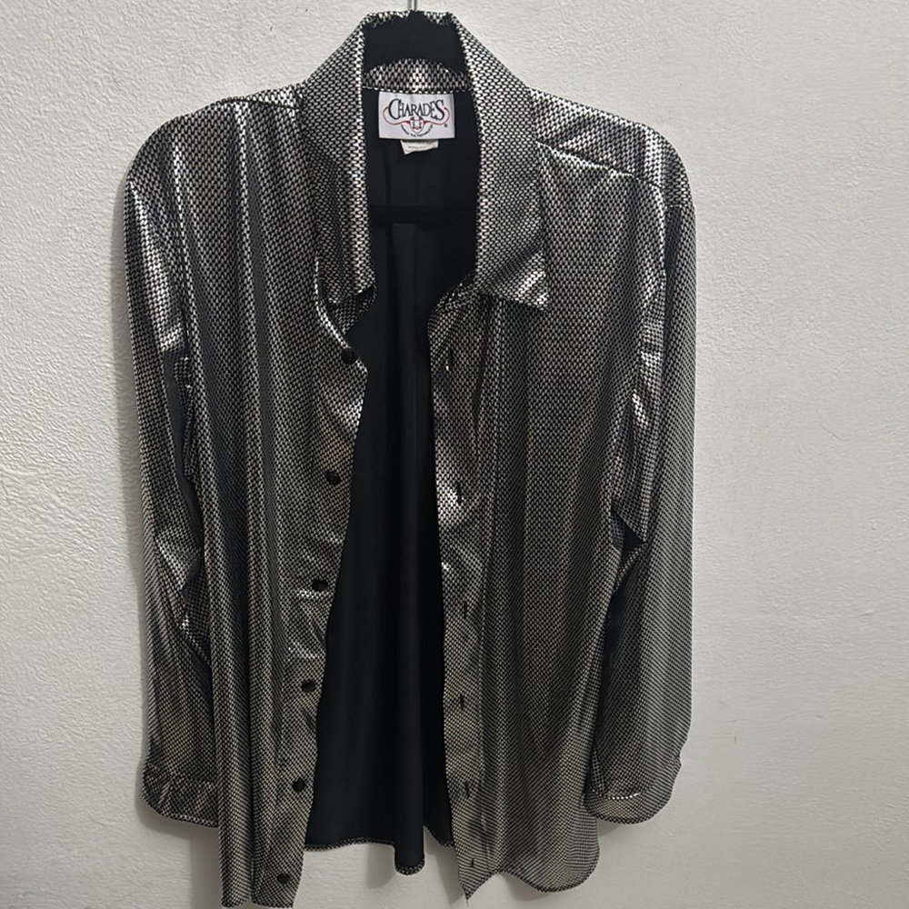Silver Blazer with Flowing Silhouette and Shawl Collar